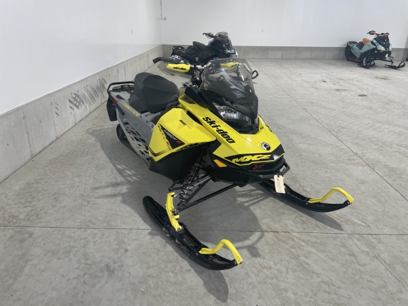 2019 Ski-Doo 850 X Snowmobile