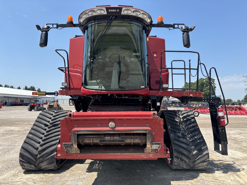 2014 Case IH 8230 Combine