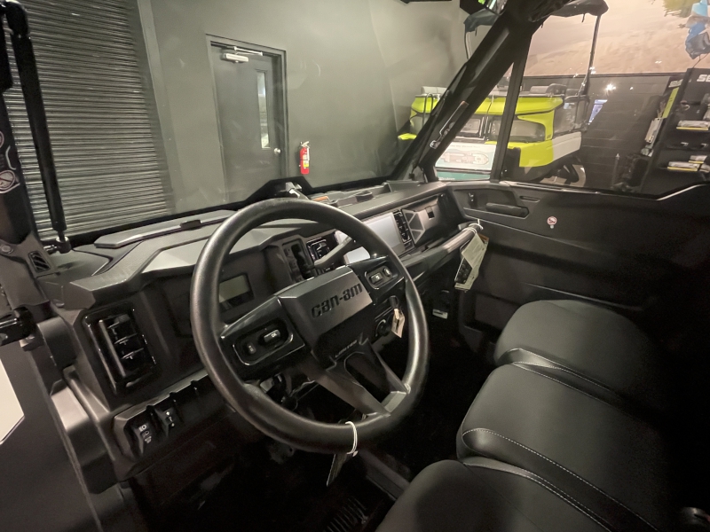 2026 Can-Am 8JTD Side by Side