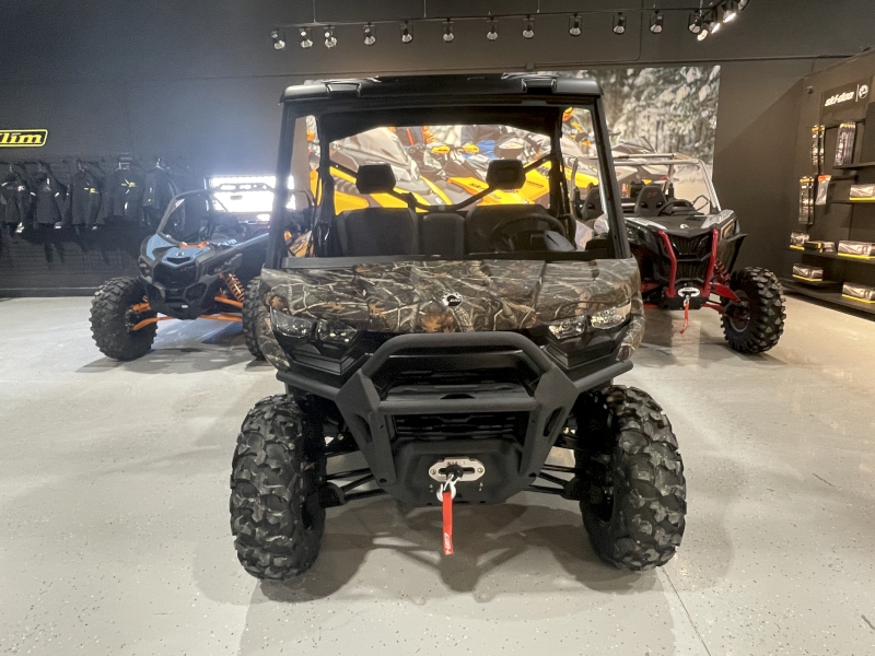 2026 Can-Am 8FTE Side by Side