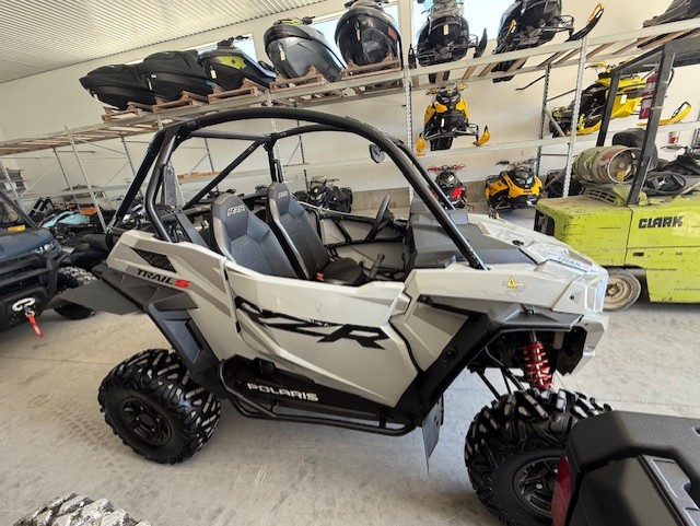 2023 Polaris RZR ULTIMATE Side by Side