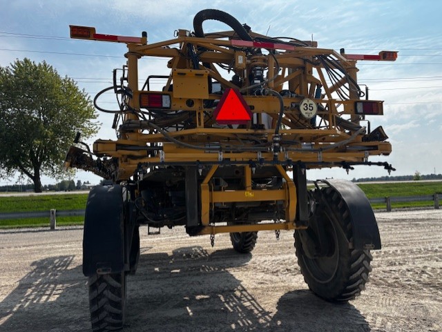 2014 RoGator RG1300 Sprayer/High Clearance