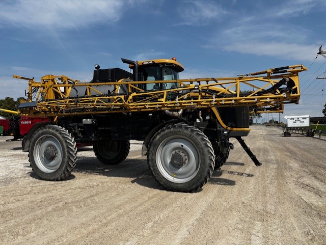 2014 RoGator RG1300 Sprayer/High Clearance