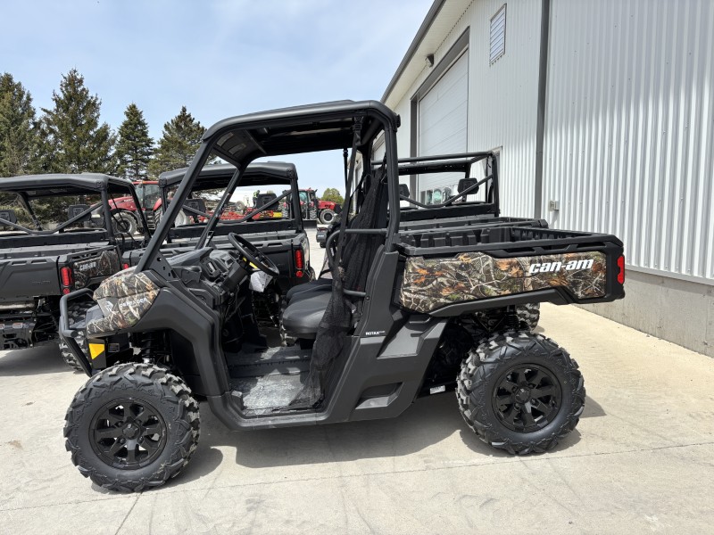 2026 Can-Am 8FTE Side by Side