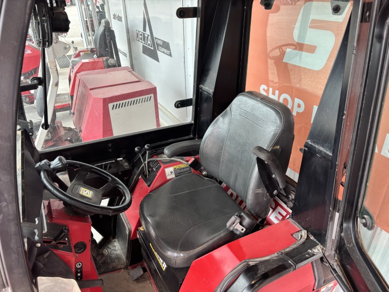 2018 Steiner 450 Tractor Compact