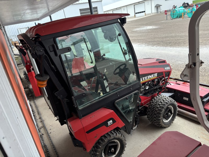 2018 Steiner 450 Tractor Compact