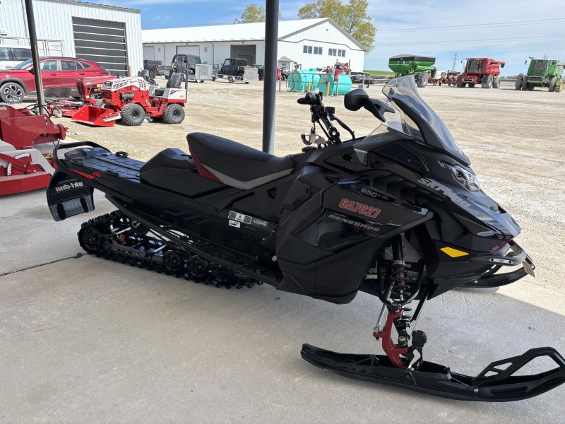 2025 Ski-Doo 850 E-TEC Snowmobile