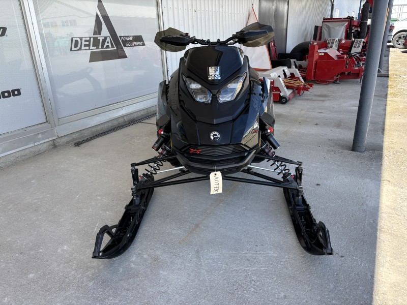 2024 Ski-Doo XRS 850 Snowmobile
