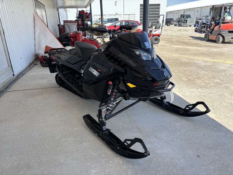 2024 Ski-Doo XRS 850 Snowmobile