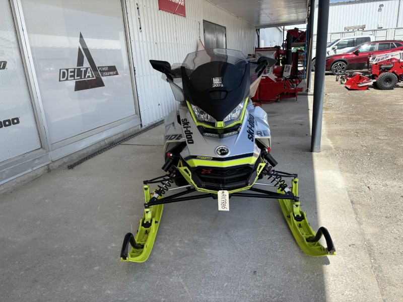 2018 Ski-Doo XRS 850 Snowmobile