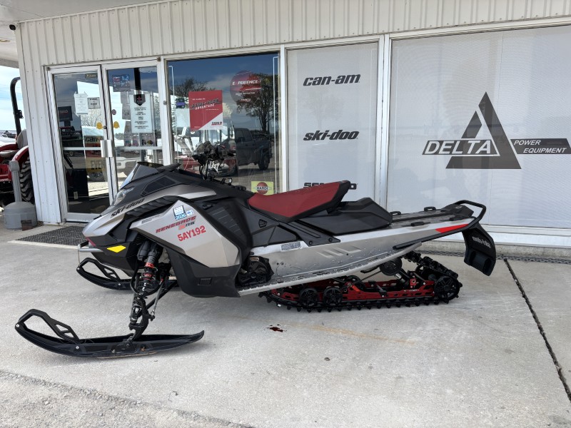 2023 Ski-Doo XRS 850 Snowmobile