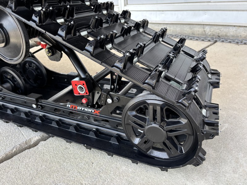 2023 Ski-Doo RENEGADE X Snowmobile