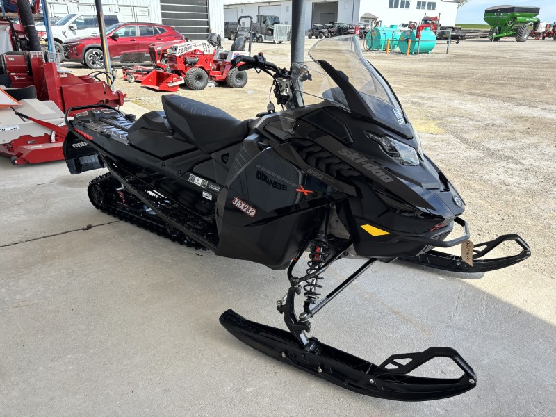 2023 Ski-Doo RENEGADE X Snowmobile