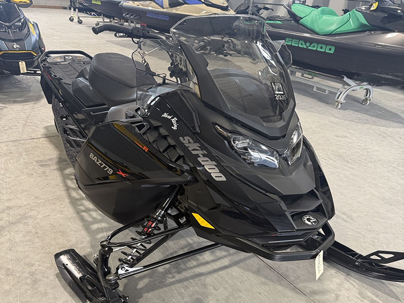 2026 Ski-Doo REN X 900 Snowmobile