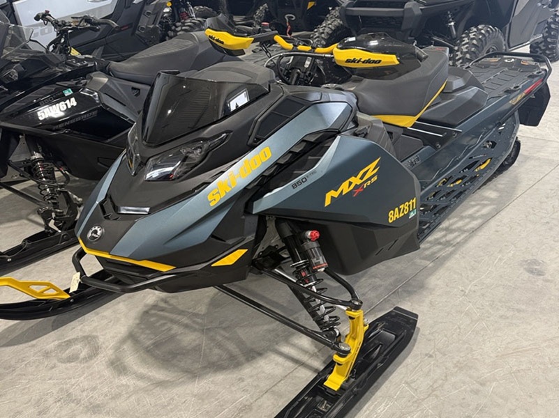 2026 Ski-Doo MXZ XRS 850 Snowmobile