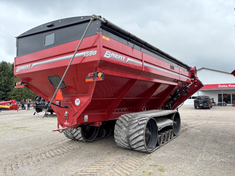 2023 Brent 1598 Grain Cart
