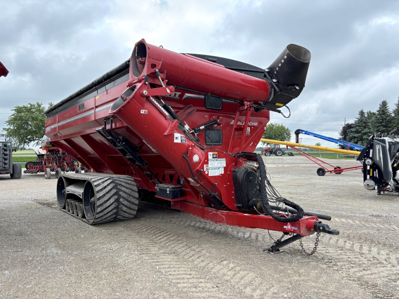 2023 Brent 1598 Grain Cart