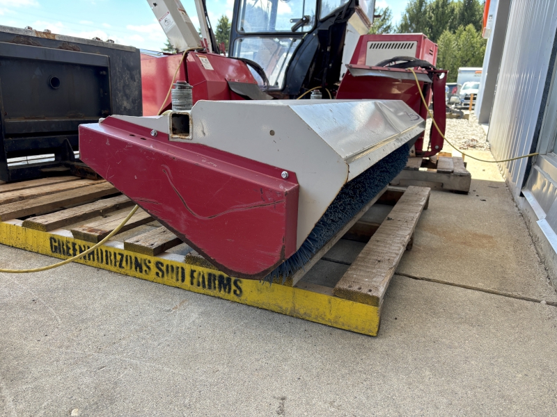 2017 Ventrac 3400Y Tractor Compact