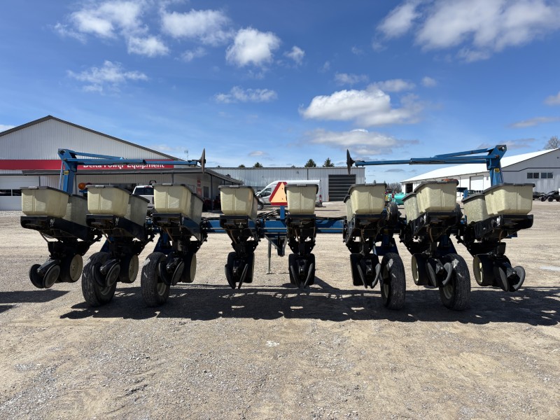 Kinze 2000 Planter