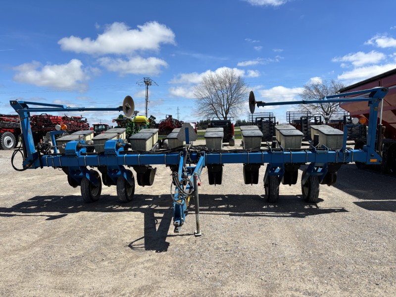 Kinze 2000 Planter