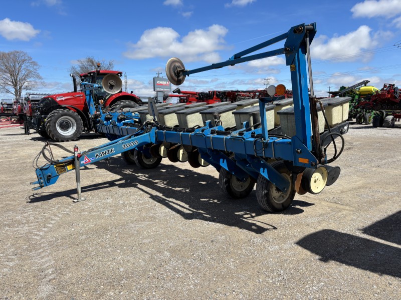 Kinze 2000 Planter