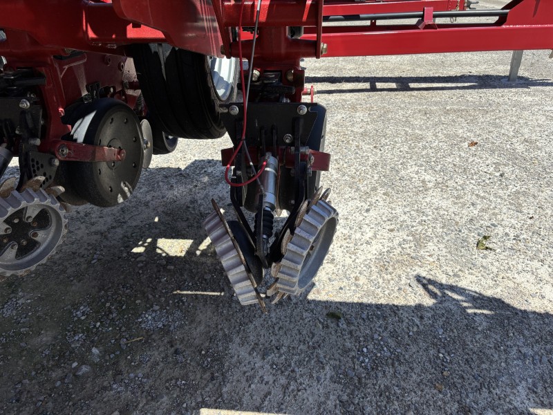 2024 Case IH 2150-16R Planter