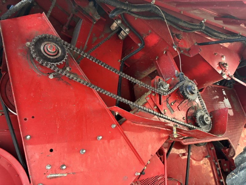 2005 Case IH 2388 Combine