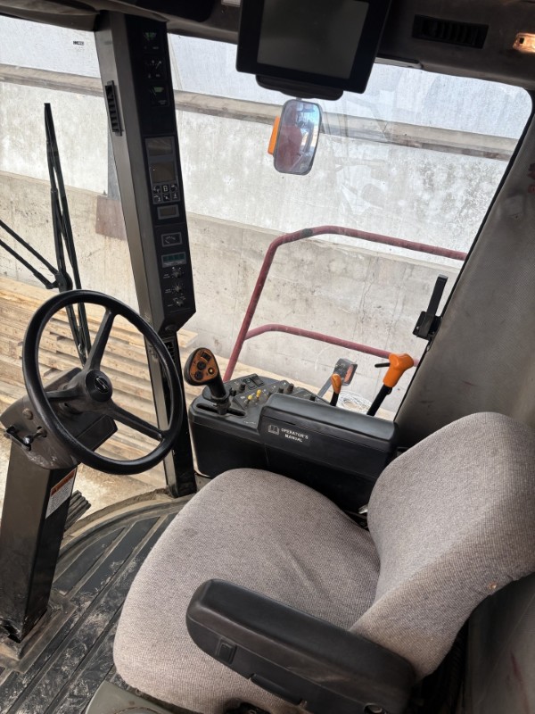 2005 Case IH 2388 Combine