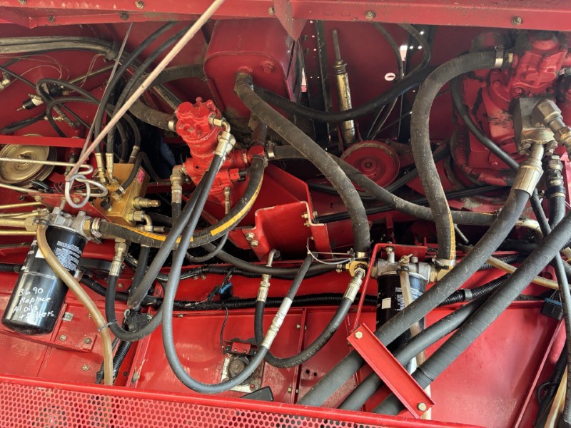 2005 Case IH 2388 Combine