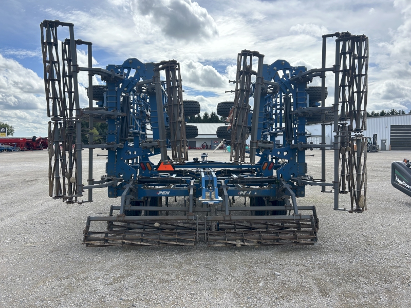 2013 Penta 200S-42' Field Cultivator