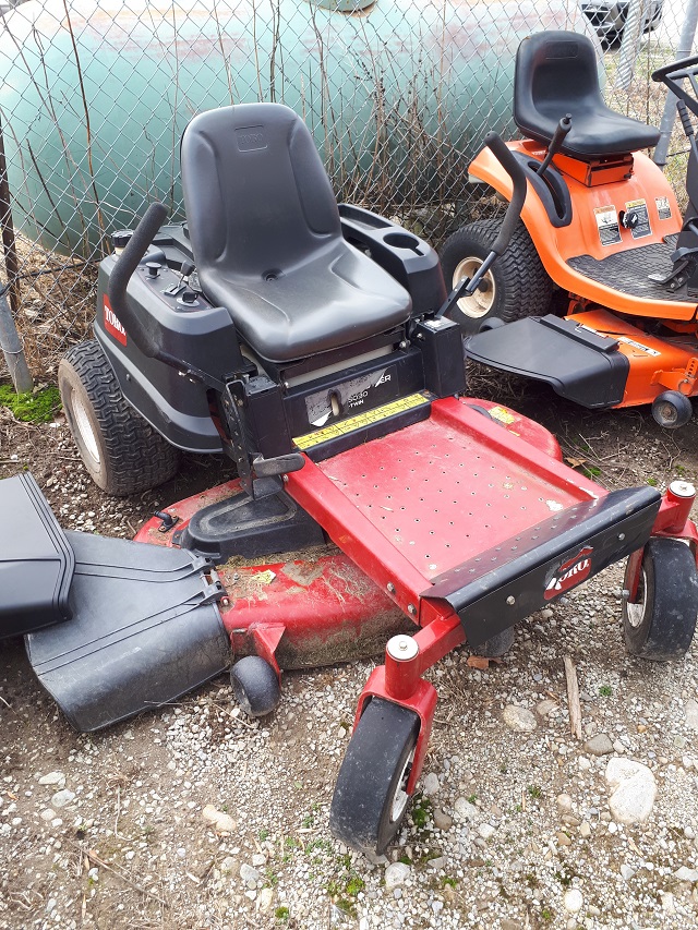 2010 Toro 74373 Mower/Zero Turn