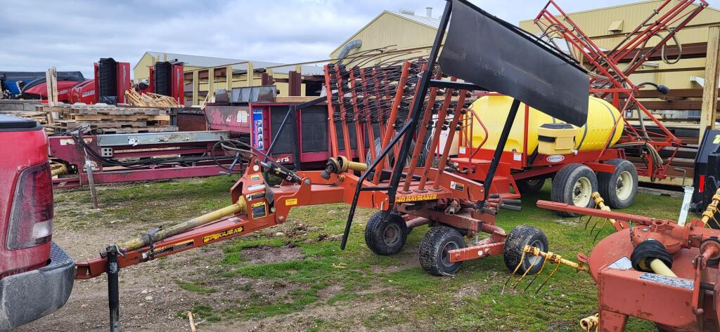 Pequea HR1140 Haymaker Rake