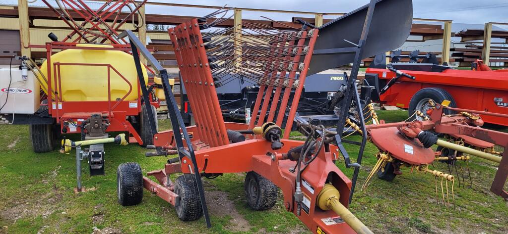 Pequea HR1140 Haymaker Rake