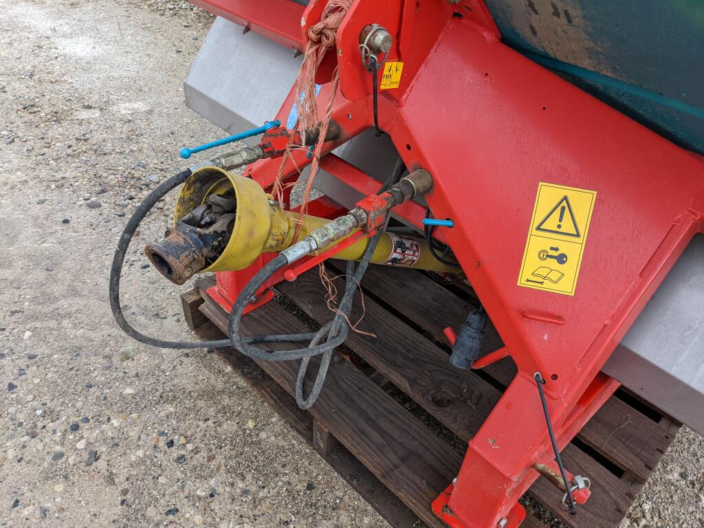 2007 Misc DPX Prima Fertilizer Spreader