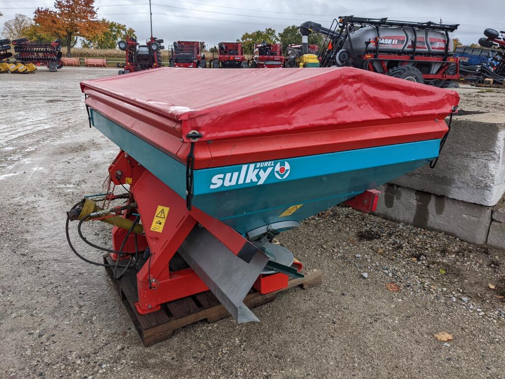 2007 Misc DPX Prima Fertilizer Spreader