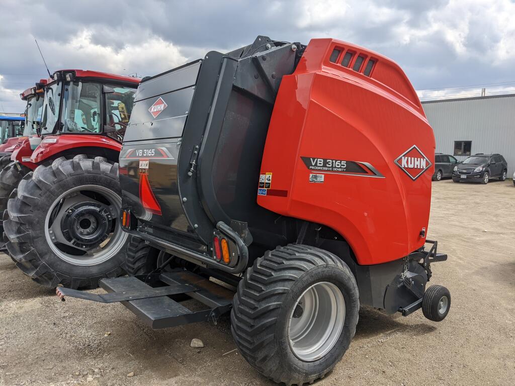 2022 Kuhn VB3165 Baler/Round