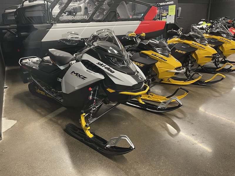 2024 Ski-Doo UDRD Snowmobile