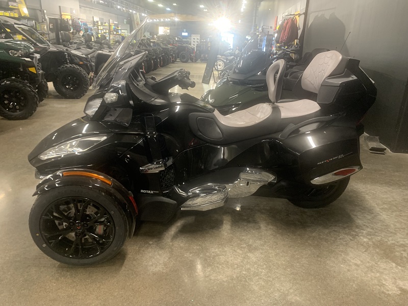 2016 Can-Am SPYDER RT Motorcycle