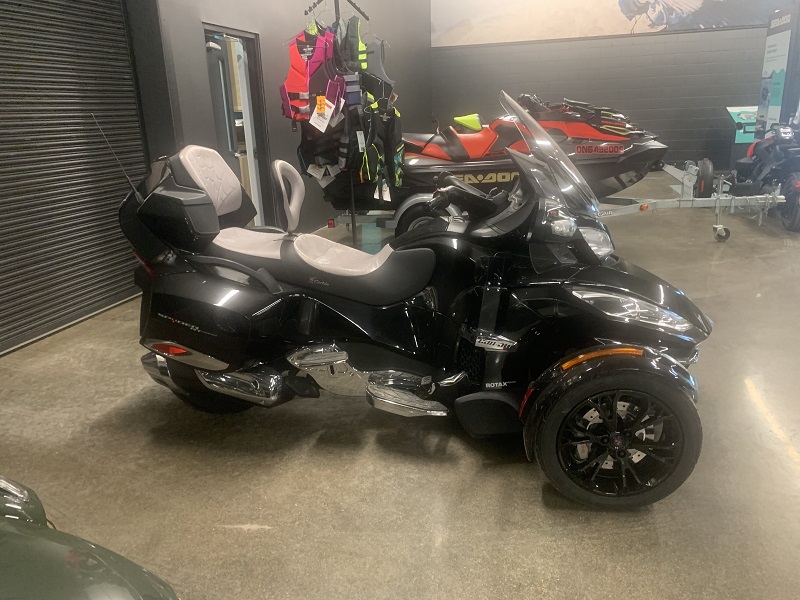 2016 Can-Am SPYDER RT Motorcycle