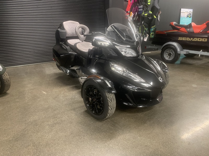 2016 Can-Am SPYDER RT Motorcycle