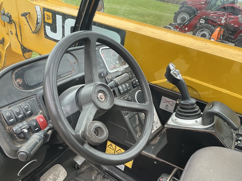 2012 JCB 541-70 TeleHandler