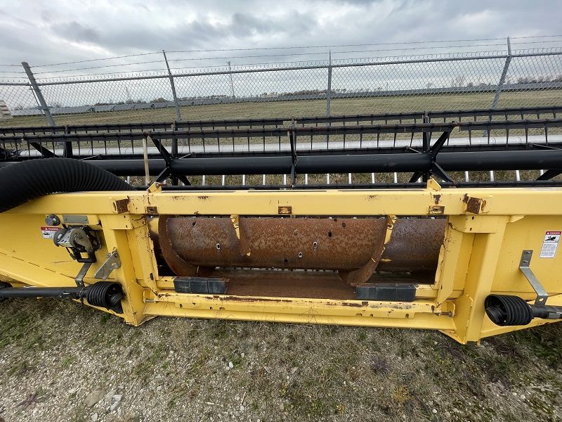 2009 New Holland 74C Header Flex