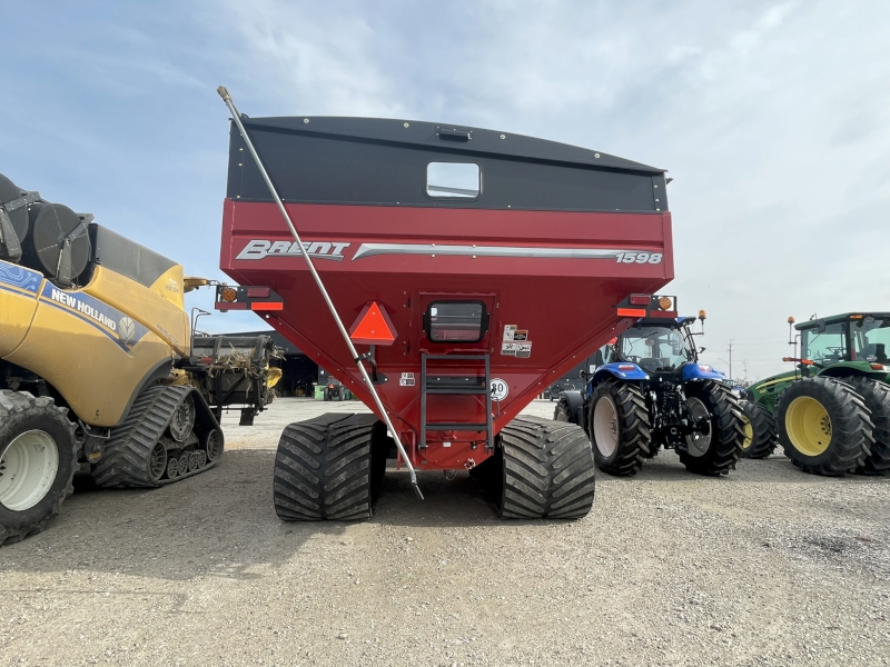 2025 Brent 1598 Grain Cart