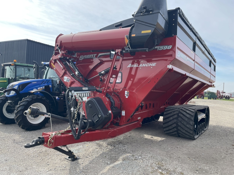 2025 Brent 1598 Grain Cart