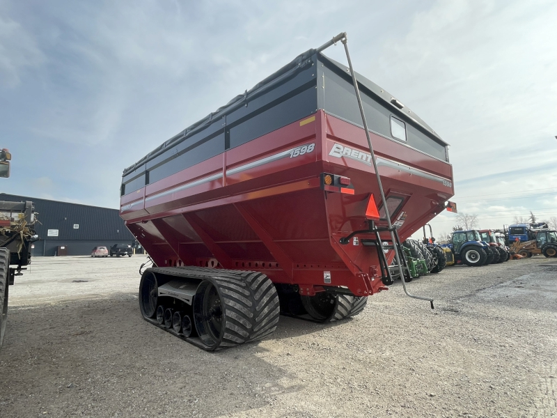 2025 Brent 1598 Grain Cart