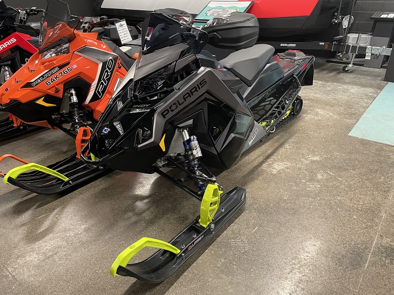 2022 Polaris VR1 Snowmobile