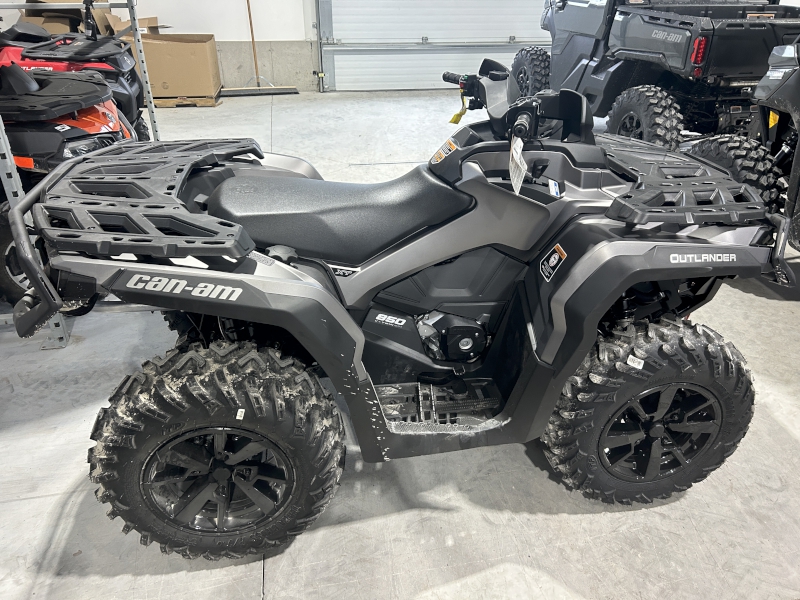 2024 Can-Am 2JRE ATV