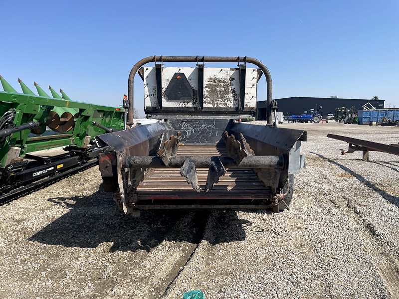 2004 AGCO New Idea 3732 Manure Spreader