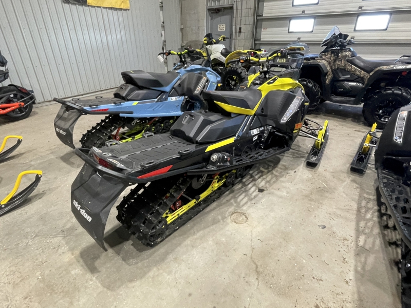 2022 Ski-Doo X Snowmobile