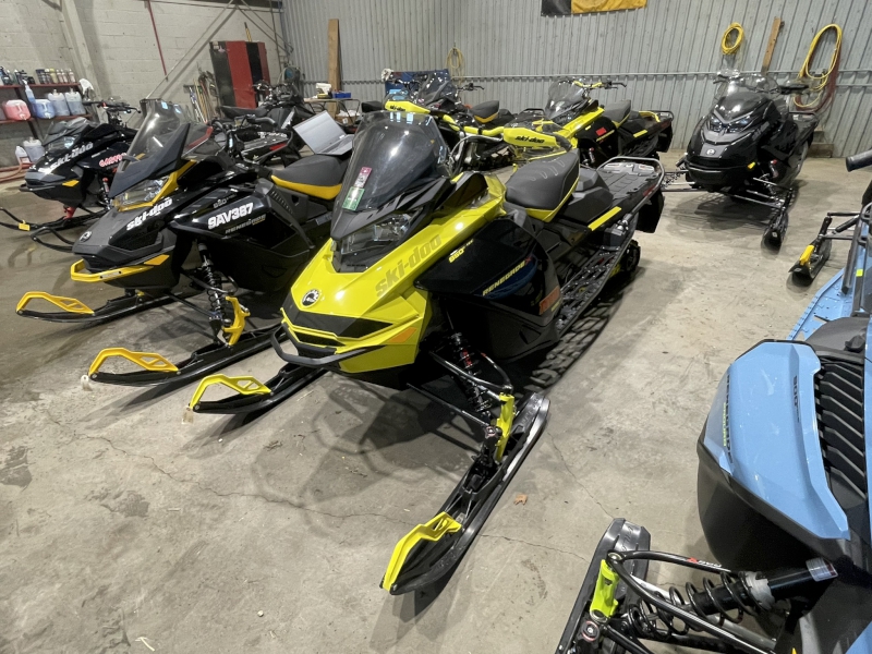 2022 Ski-Doo X Snowmobile